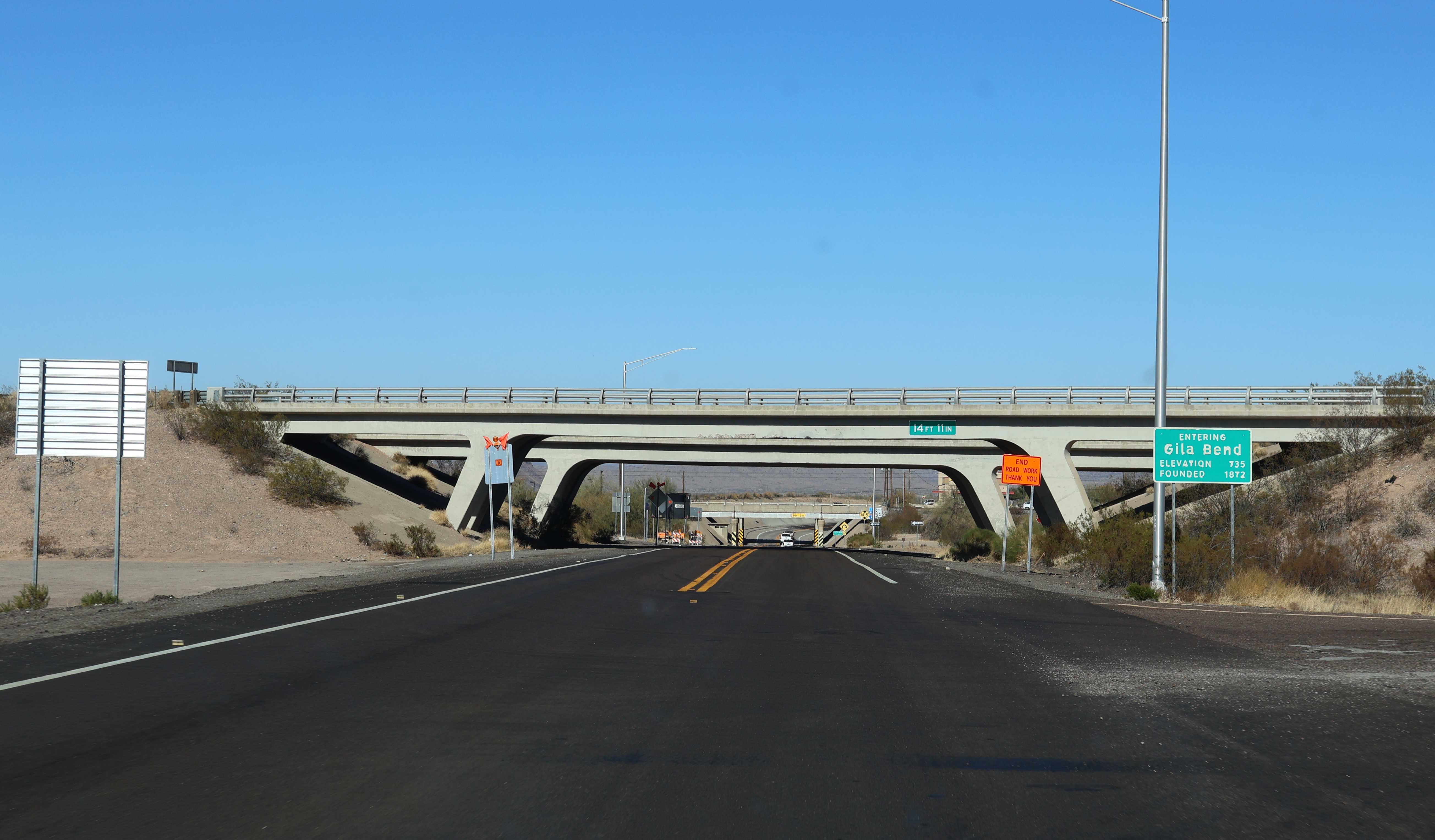 AZ 85 I-8