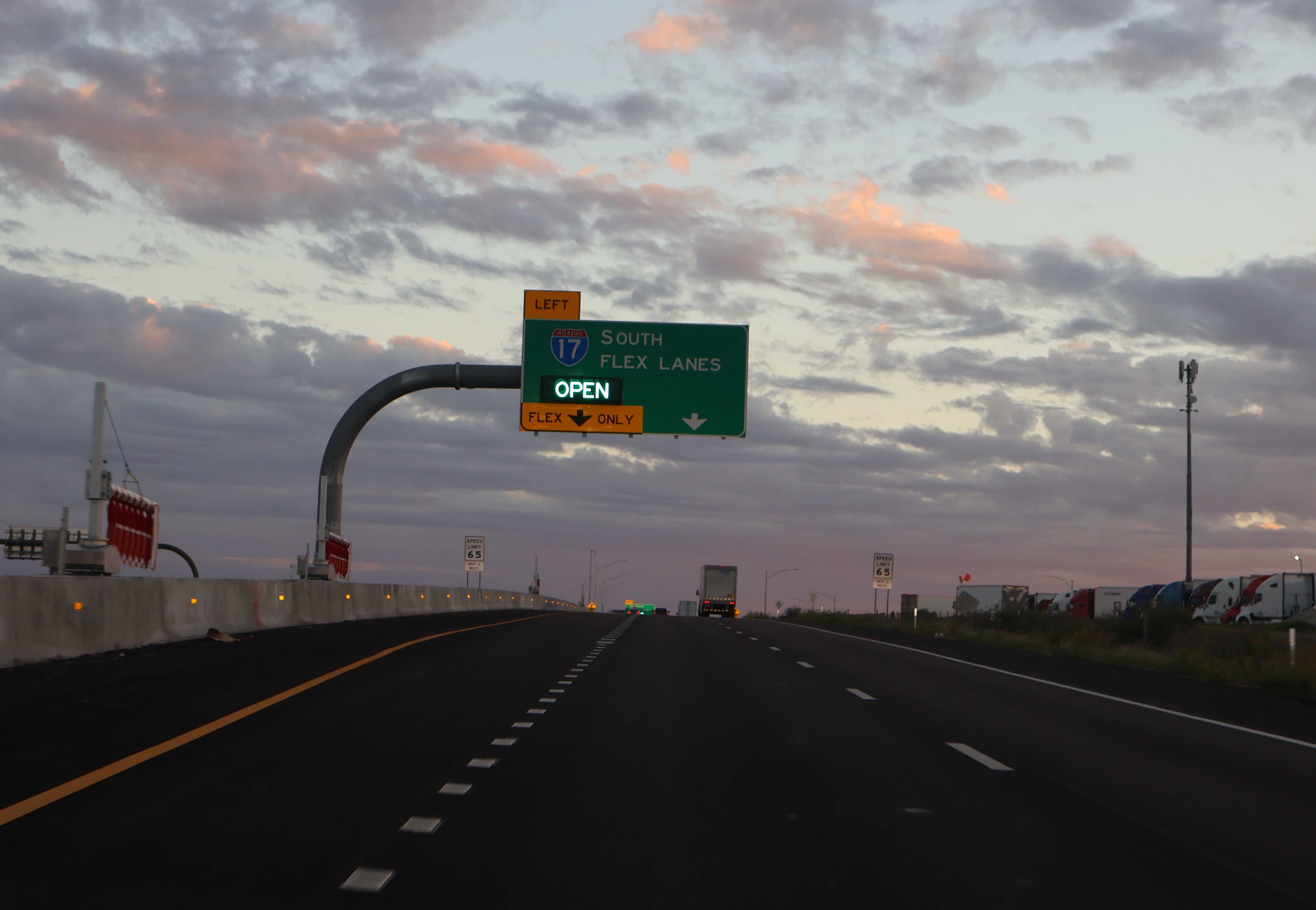 Open flex lanes on I-17 South