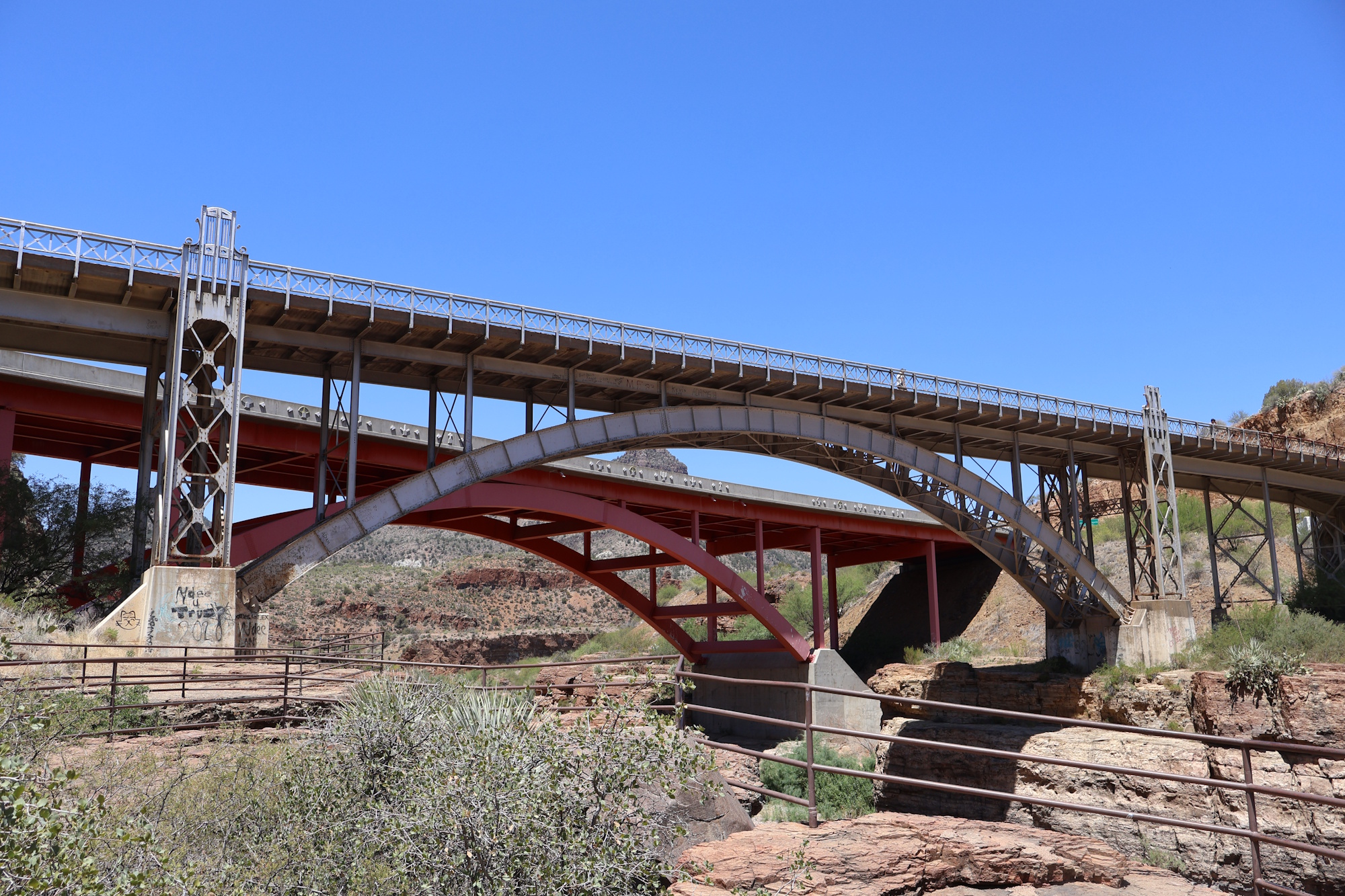 Old Salt River Canyon Bridge in front of the new bridge
